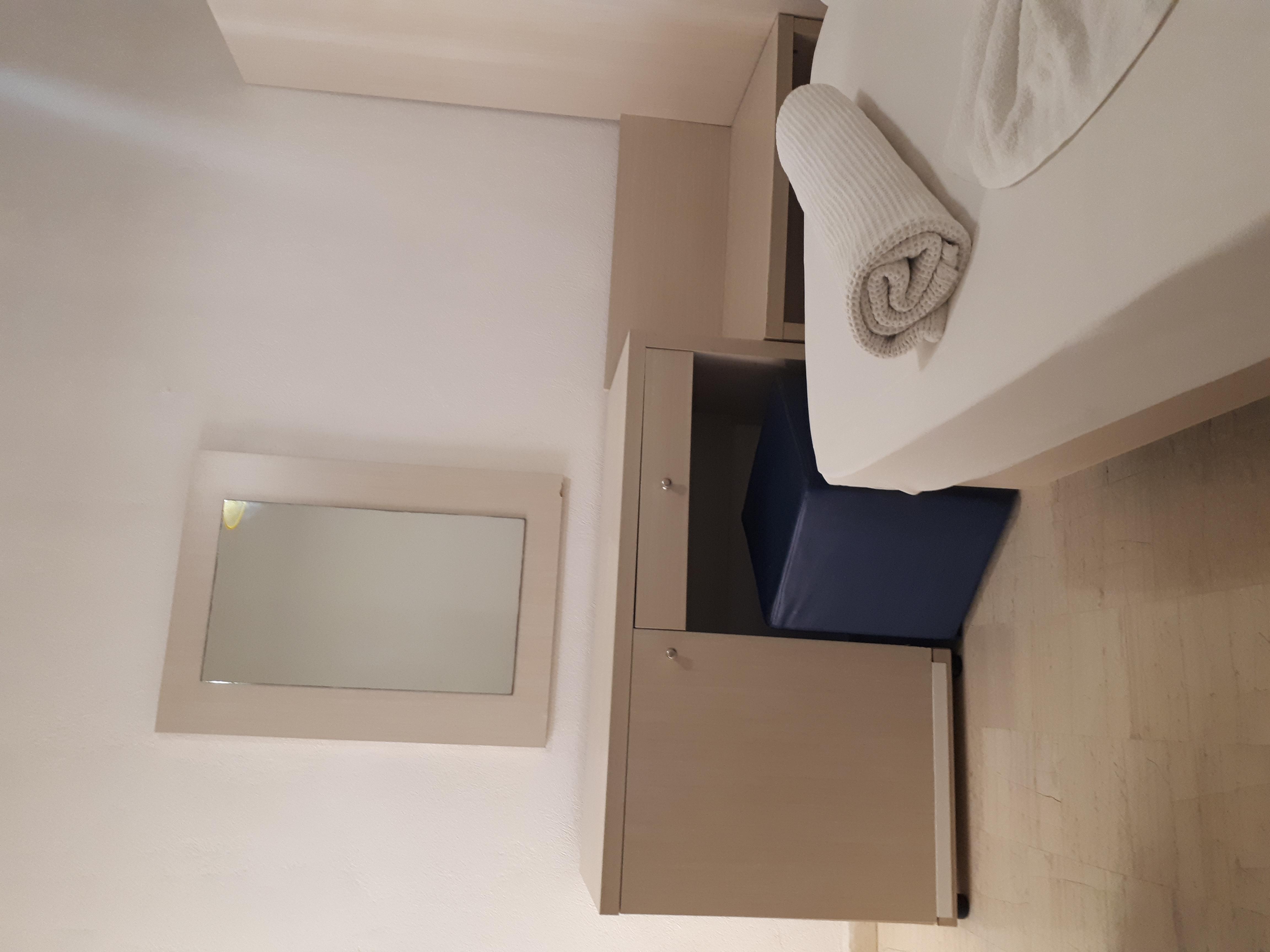 Sophie Studios Roda  Luaran gambar